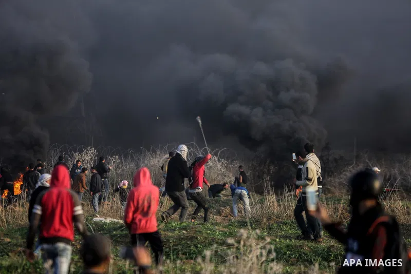 Palestinian protesters clash with Israeli security forces near the Israel-Gaza border east of Gaza City on December 29, 2017, as demonstrations continue over the US president's controversial recognition of Jerusalem as I...