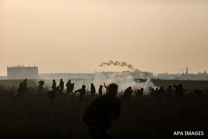 Palestinian protesters clash with Israeli security forces near the Israel-Gaza border east of Gaza City on December 29, 2017, as demonstrations continue over the US president's controversial recognition of Jerusalem as I...