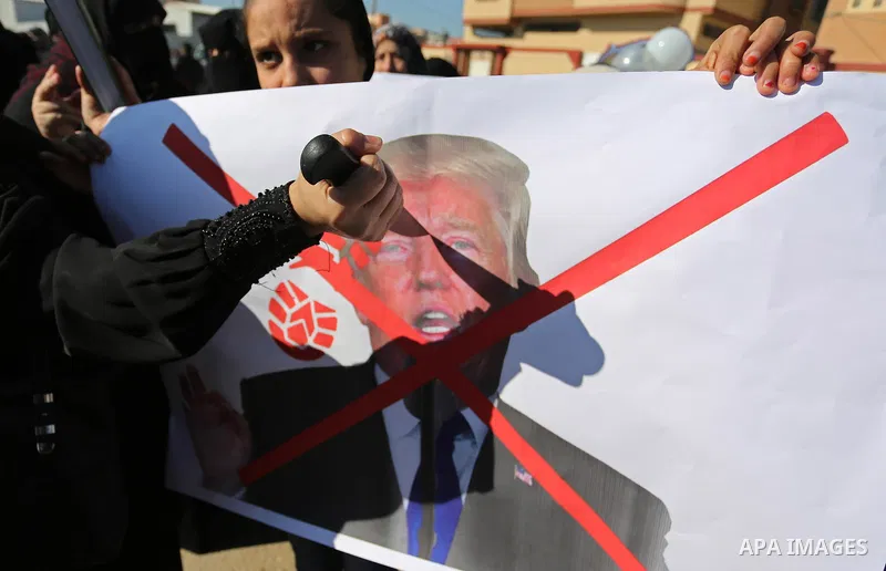 Palestinian supporters of Islamic Jihad movement take part during a protest against U.S. President Donald Trump's decision to recognise Jerusalem as the capital of Israel, in Gaza city on January 8, 2018. Photo by Ashraf...