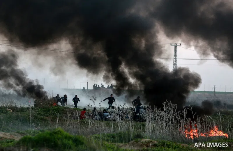 Palestinian protesters clash with Israeli security forces near the border with Israel in the east of Gaza City January 12, 2018 as demonstrations continue over the US president's controversial recognition of Jerusalem as...