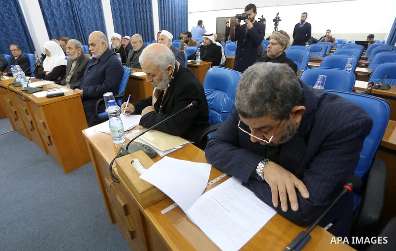 Members of the Palestinian legislative council attend a meeting at the legislative council, in Gaza city on January 17, 2018. Photo by Mohammed Asad