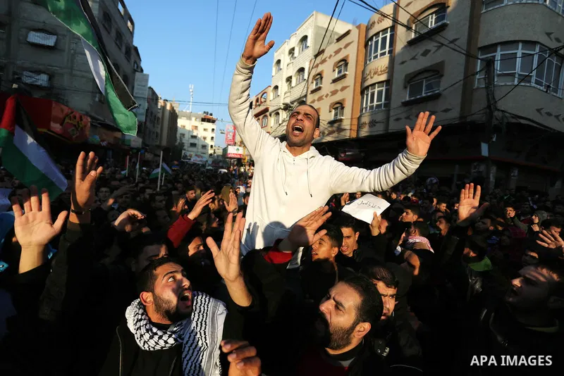 Palestinians participate in a demonstration to support the palestinian reconciliation efforts between Fatah and Hamas, and demand better living conditions, in Jabalia in the northern Gaza Strip on February 01, 2018. Phot...