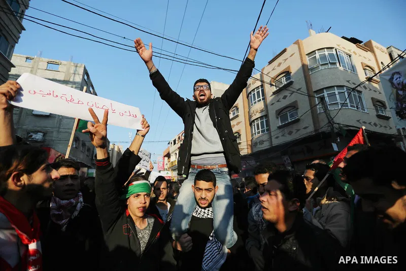 Palestinians participate in a demonstration to support the palestinian reconciliation efforts between Fatah and Hamas, and demand better living conditions, in Jabalia in the northern Gaza Strip on February 01, 2018. Phot...