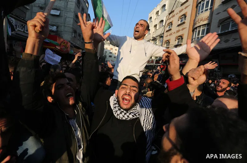 Palestinians participate in a demonstration to support the palestinian reconciliation efforts between Fatah and Hamas, and demand better living conditions, in Jabalia in the northern Gaza Strip on February 01, 2018. Phot...