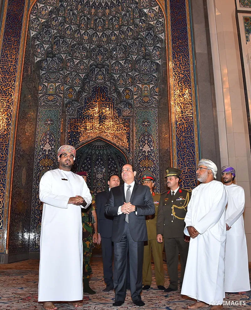 Egyptian President Abdel Fattah al-Sisi visits the Sultan Qaboos Grand Mosque in the Gulf sultanate of Oman on February 5, 2018. Photo by Egyptian President Office