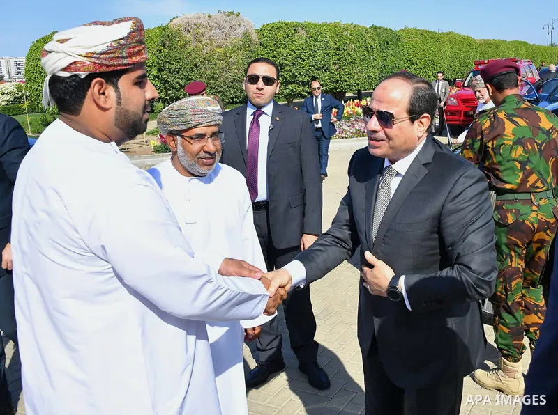 Egyptian President Abdel Fattah al-Sisi visits the Sultan Qaboos Grand Mosque in the Gulf sultanate of Oman on February 5, 2018. Photo by Egyptian President Office