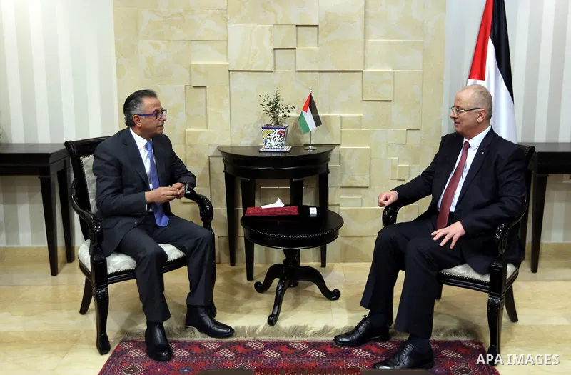 Palestinian Prime Minister, Rami Hamdallah, meets with a Jordanian Ambassador Khalid Al-Shawabkeh, in the West Bank city of Ramallah, on February 11, 2018. Photo by Prime Minister Office