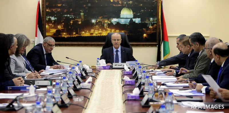 Palestinian Prime Minister, Rami Hamdallah, chairs a meeting of minister council, in the West bank city of Ramallah, on February 13, 2018. Photo by Prime Minister Office