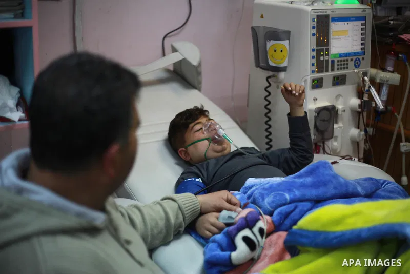 A Palestinian patient undergos kidney dialysis at Al-Rantisi hospital in Gaza city on February 19, 2018. A senior United Nations official in January warned the Palestinian coastal enclave of the Gaza Strip was on the ver...