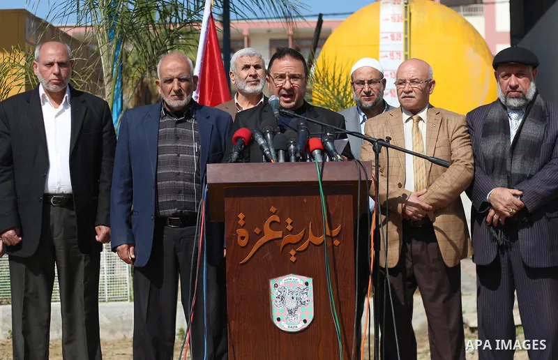 Palestinian Mayor of Gaza, Nizar Hijazi speaks during a press conference, in Gaza City on February 21, 2018. Photo by Mahmoud Ajour