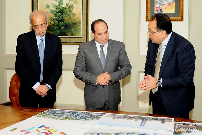Egyptian President Abdel Fattah al-Sisi meets with Prime Minister Sharif Ismail and Minister of Investment and International Cooperation, Minister of Development and Minister of housing, in Cairo, Egypt on February 27, 2...