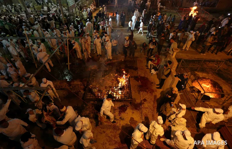 Members of the ancient Samaritan community take part in the ritual of Passover Sacrifice on Mount Grizim, overlooking the West Bank town of Nablus, April 29, 2018. Samaritans descended from the ancient Israelite tribes o...