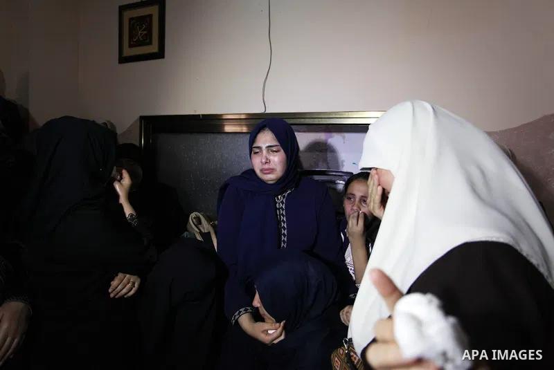 Palestinian relatives mourn during the funeral of Yussef al-Faseeh, 29, who was shot dead by Israeli troops during clashes at Israel-Gaza border, in Gaza city on on 9, 2018. Four Palestinians were killed by Israeli fire...