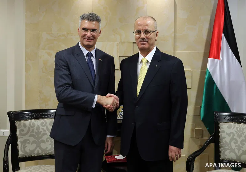 Palestinian Prime Minister Rami Hamdallah meets with Minister of Foreign Affairs of Malta, Carmelo Abela, in the West Bank city of Ramallah on June 21, 2018. Photo by Prime Minister Office