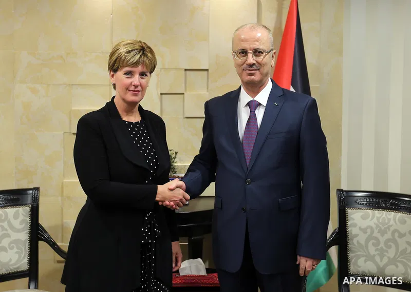 Palestinian Prime Minister, Rami Hamdallah, meets with Canadian International Development Minister Marie-Claude Bebo, in the West Bank city of Ramallah, on July 26, 2018. Photo by Prime Minister Office