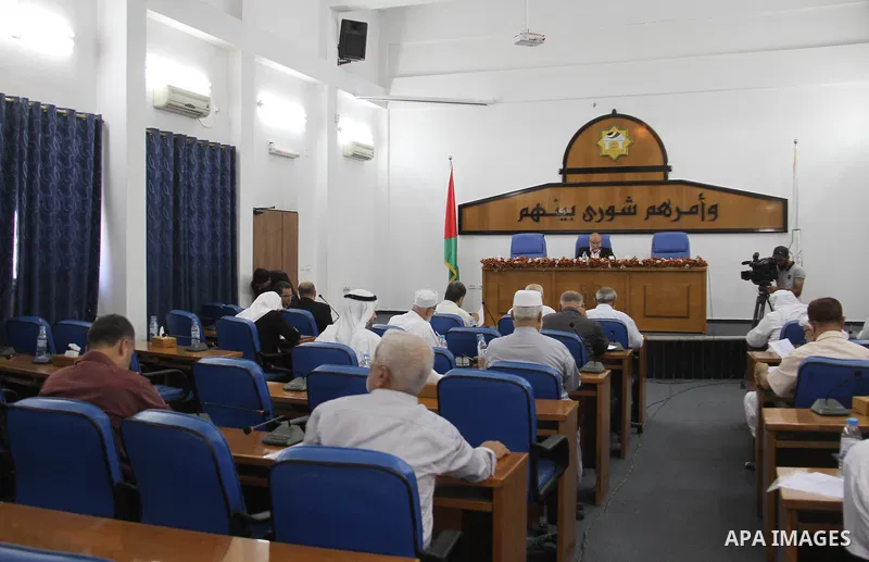 Deputy of the Legislative Council, Ahmed Bahar speaks during a meeting at the legislative council, in Gaza city on Aug. 01, 2018. Photo by Mahmoud Ajour
