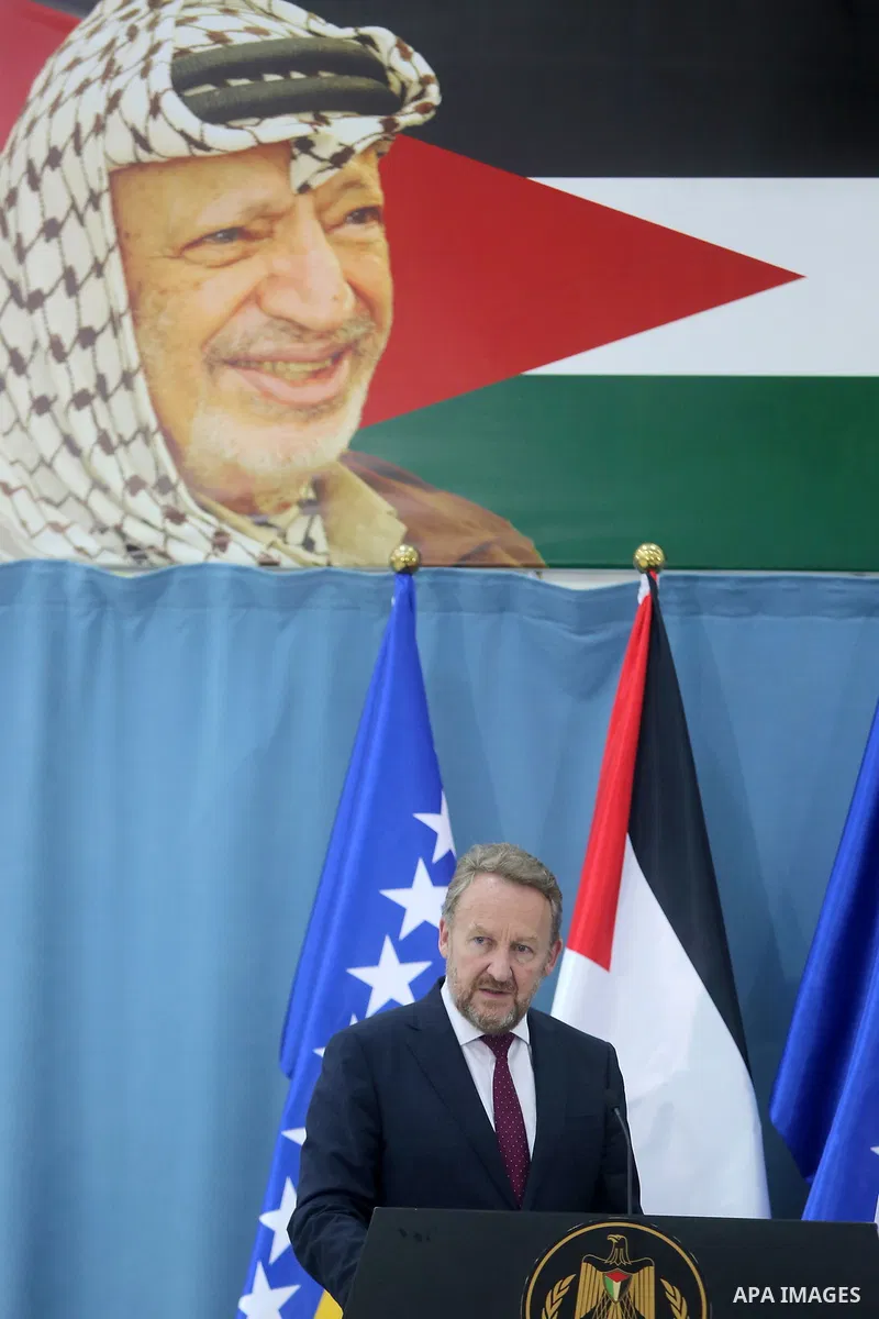 Palestinian President Mahmoud Abbas and Chairman of the Tripartite Presidency of Bosnia and Herzegovina Bakir Izetbegovic hold a joint press conference, in the West Bank city of Ramallah on August 29, 2018. Photo by Shad...