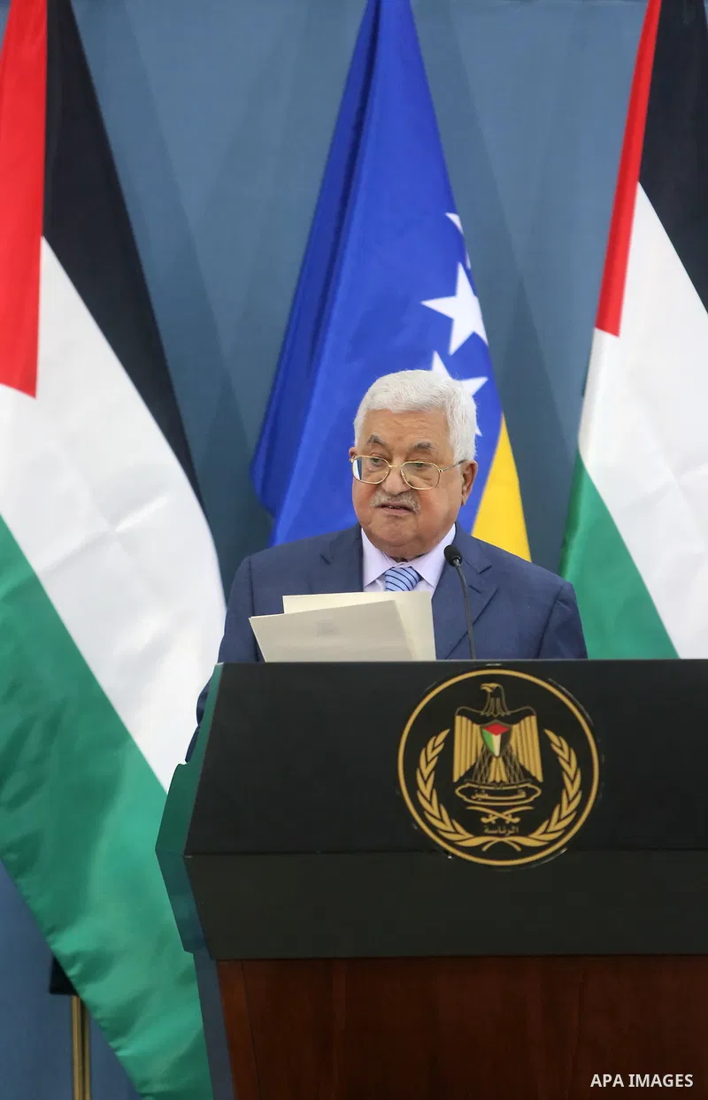 Palestinian President Mahmoud Abbas and Chairman of the Tripartite Presidency of Bosnia and Herzegovina Bakir Izetbegovic hold a joint press conference, in the West Bank city of Ramallah on August 29, 2018. Photo by Shad...