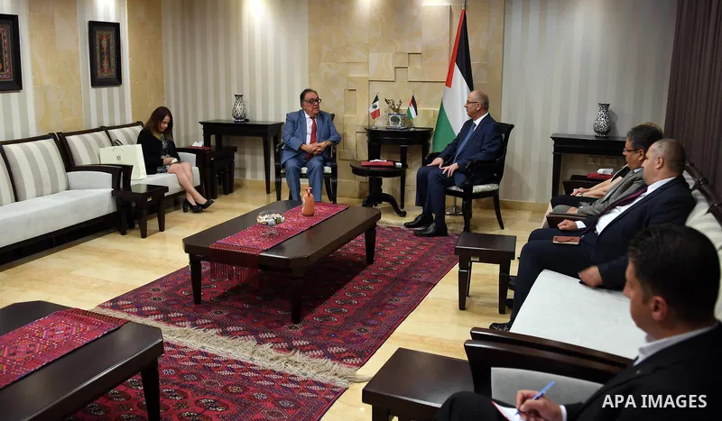 Palestinian Prime Minister, Rami Hamdallah meets with representative of Mexico to Palestine, Sergio Sierra Bernal, in the West Bank city of Ramallah on Sep. 02, 2018. Photo by Prime Minister Office