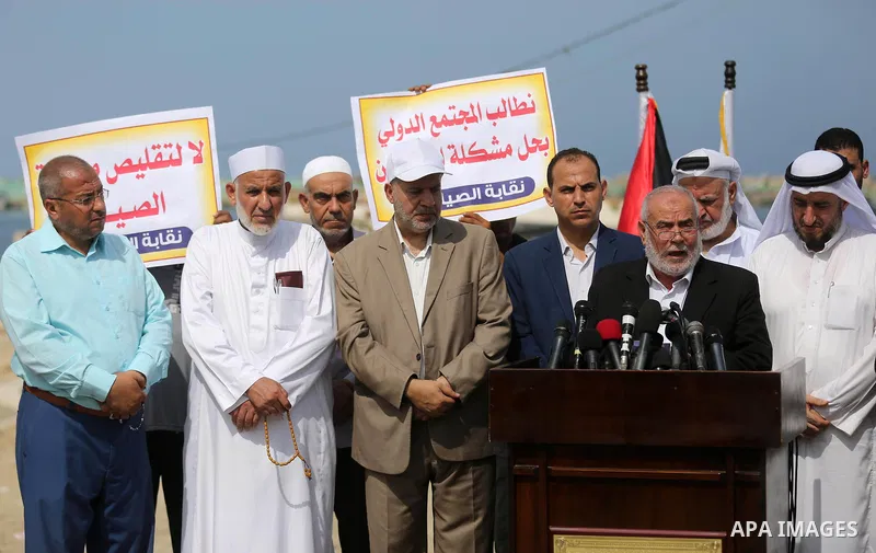 Deputy of the Legislative Council, Ahmed Bahar speaks a press conference at the seaport in Gaza city on September 30, 2018. Photo by Ashraf Amra
