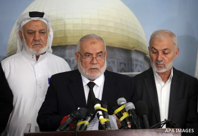 Deputy of the Legislative Council, Ahmed Bahar speaks during a press conference in Gaza city on October 28, 2018. Photo by Mahmoud Ajjour