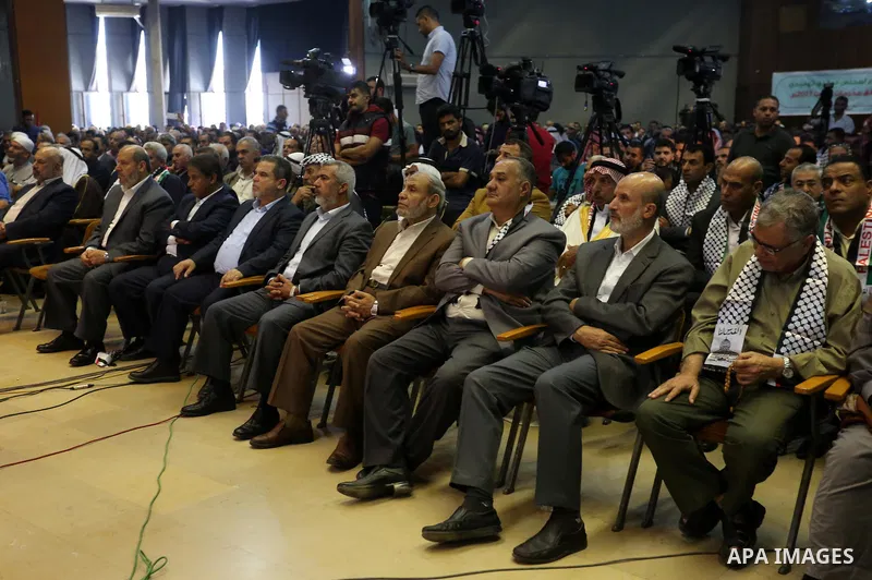 Palestinians attend a meeting about lift the sanctions, organized by Political and popular forces, in Gaza City on October 28, 2018. Photo by Ashraf Amra