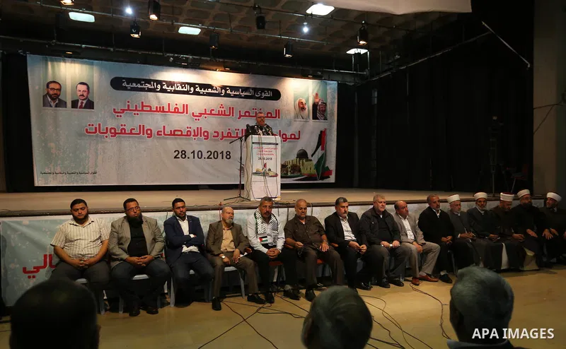 Majid Abu Shamala, leader of Fatah movement speaks during a meeting about lift the sanctions, organized by Political and popular forces, in Gaza City on October 28, 2018. Photo by Ashraf Amra