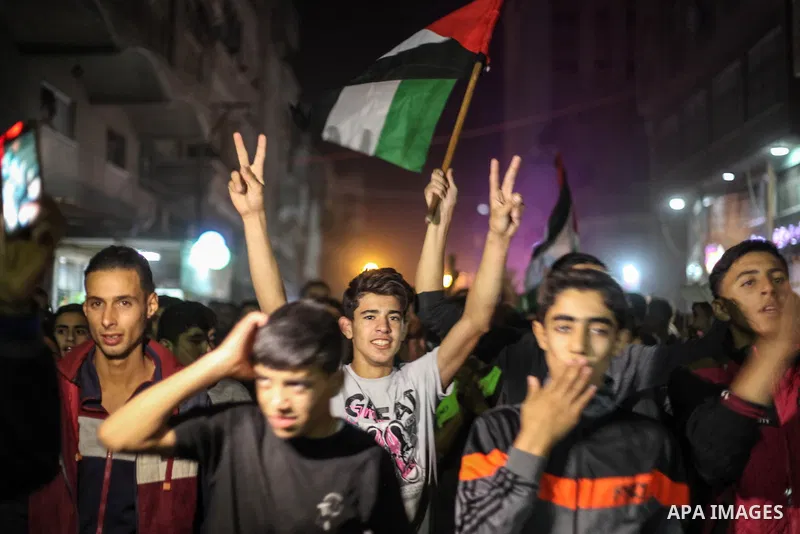 Palestinians take part in a demonstration against the killing of Palestinian teenagers, by an Israeli air strike the day before, in Jabalia in the northern of Gaza Strip on October 29, 2018. Photo by Ramez Habboub