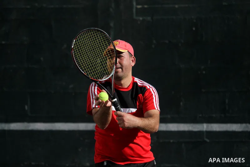 Palestinian tennis's players participate during doubles match at a local tennis championship, in Gaza City on October 31, 2018. Photo by Mahmoud Ajjour
