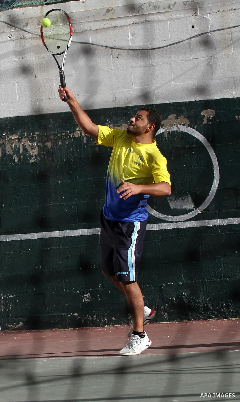 Palestinian tennis's players participate during doubles match at a local tennis championship, in Gaza City on October 31, 2018. Photo by Mahmoud Ajjour