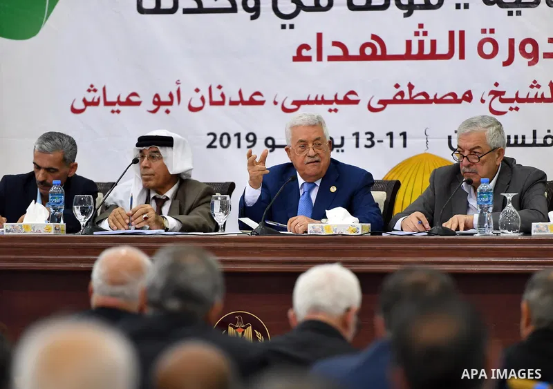 Palestinian President Mahmoud Abbas meets with advisory Council of Fatah Movement, in the West Bank city of Ramallah, June 15, 2019. Photo by Thaer Ganaim. Photo by Thaer Ganaim