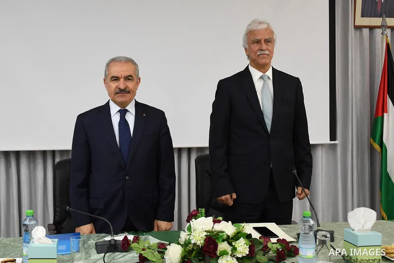 Palestinian Prime Minister Mohammad Ishtayeh visits the headquarter of the Ministery of Education in the Wet Bank city of Ramallah, July 31, 2019. Photo by Prime Minister Office