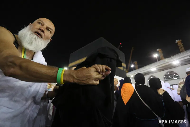 Muslim Pilgrims gather around the Kaaba, Islam's holiest shrine, during the annual hajj pilgrimage at the Grand Mosque in the Saudi city of Mecca, August 01, 2019. Photo by Ashraf Amra