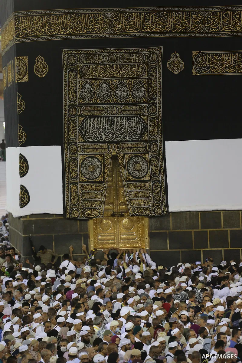 Muslim Pilgrims gather around the Kaaba, Islam's holiest shrine, during the annual hajj pilgrimage at the Grand Mosque in the Saudi city of Mecca, August 01, 2019. Photo by Ashraf Amra