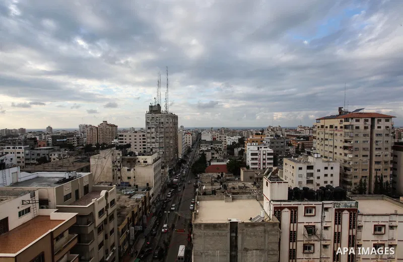 A general view shows the Gaza city during a rainy day on December 9, 2019. Photo by Mahmoud Ajjour