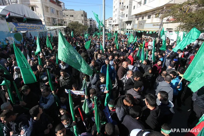 Palestinian Hamas supporters take part in a protest to show solidarity with the Al-Aqsa Mosque and Jerusalem, in Gaza city January 3, 2020. Photo by Mahmoud Ajjour