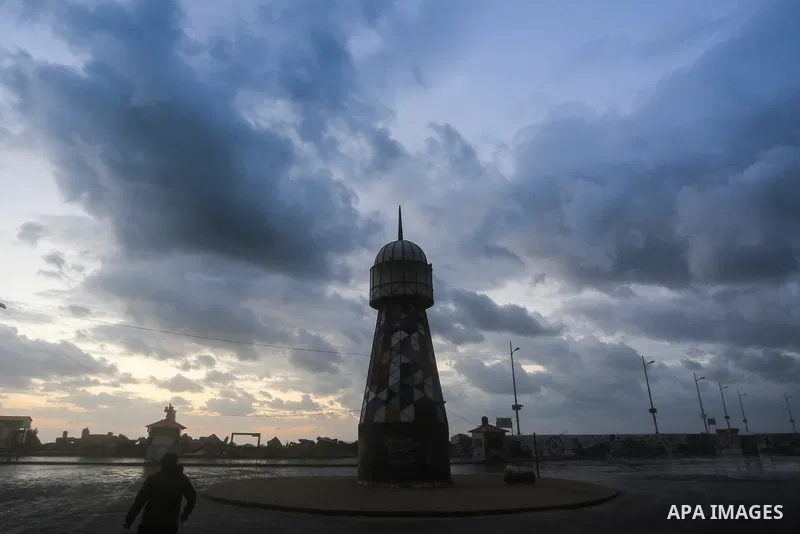A general view shows the sea port, during a storm day, on January 08, 2020. Photo by Ashraf Amra