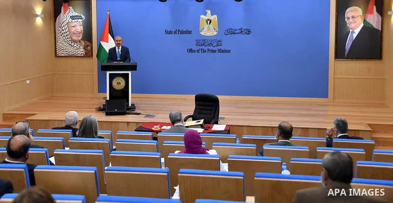 Palestinian Prime Minister Mohammed Ishtayeh chairs a meeting of the Council of Ministers, in the West Bank city of Ramallah, on June 29, 2019. Photo by Prime Minister Office