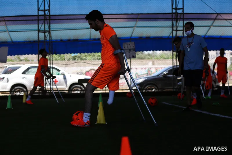 Disabled Palestinians who lost their legs, take part in the Football training, organized by the Palestine Association of the Football amputation and International Committee of the Red Cross, in Dair Al Balah in the centr...