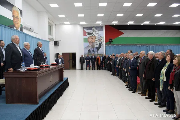 Palestinian President Mahmoud Abbas, meets with popular events, in the West Bank city of Ramallah on February 6, 2020. Photo by Thaer Ganaim