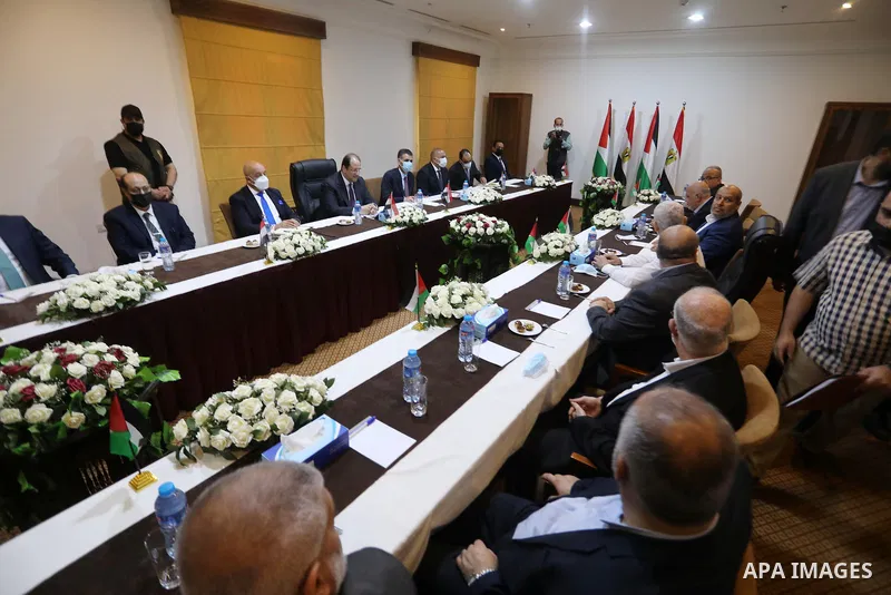 Yahya Sinwar Hamas' political chief in Gaza, meets with General Abbas Kamel Egypt's intelligence chief in Gaza City on May 31, 2021. Photo by Ashraf Amra