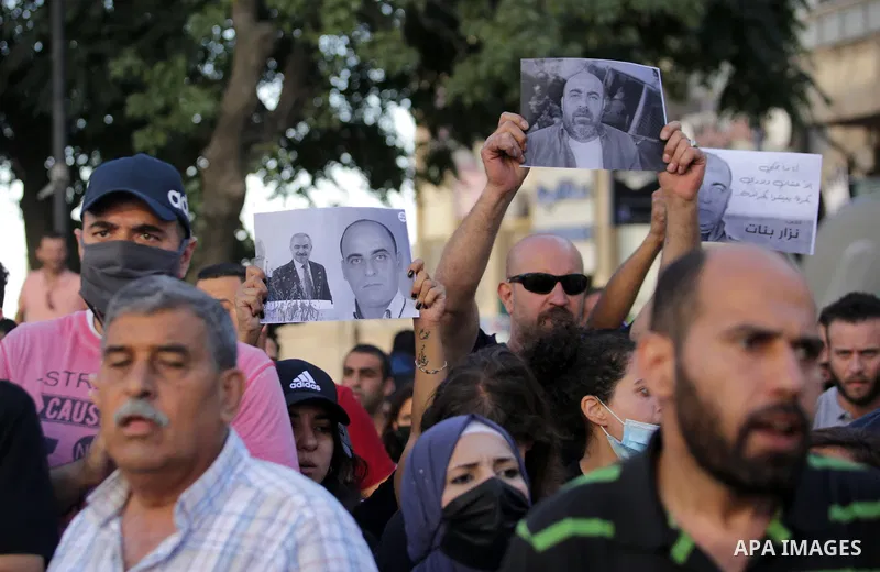 Palestinians take part during a protest aganist the death of human rights activist Nizar Banat in the West Bank city of Ramallah, on June 27, 2021. Photo by Ibrahim atta