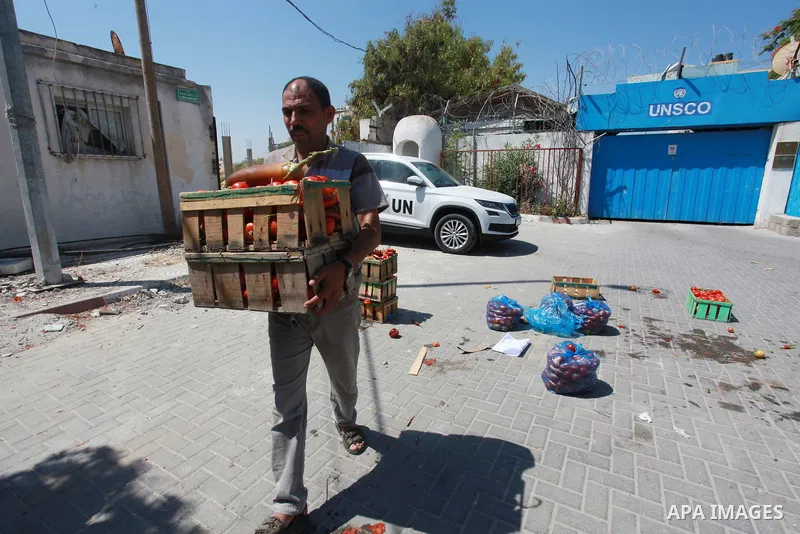 Palestinian farmers and traders take part in a protest against Israeli authorities a new restriction on them in front of the headquarter United Nation "UNSCO", in Gaza city, on June 28, 2021. Israeli authorities have pla...