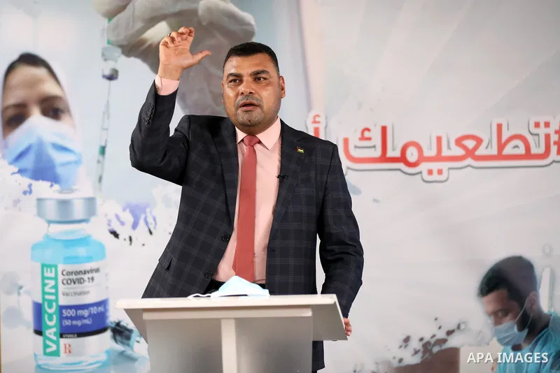 The Palestinian Ministry of Health in Gaza Strip announces the names of those over 50 who won the cash prize after receiving the Corona vaccination, during a press conference in Gaza city on August 26, 2021. Photo by APA
