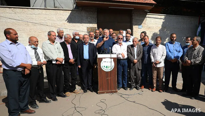 Khaled al-Batsh, a leader in Islamic Jihad, speaks during a press conference, in front of Red Cross office, in Gaza city on November 6, 2021. Seven Palestinian prisoners in Israeli detention are still on hunger strike in...