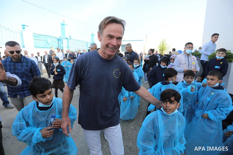 Sven Kühn von Burgsdorff, European Union Representative visits a desalination plant in Deir al-Balah in the central Gaza Strip on November 24, 2021. Photo by Ashraf Amra