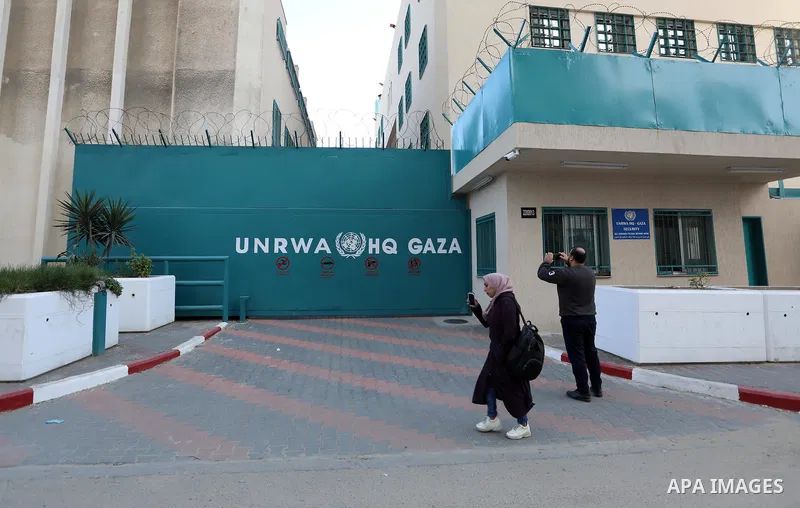 The close of the UNRWA headquarters during a protest demanding their rights, in Gaza City on November 29, 2021. Several weeks ago, the UK announced that it would halve the donations it used to give to the UNRWA, granting...