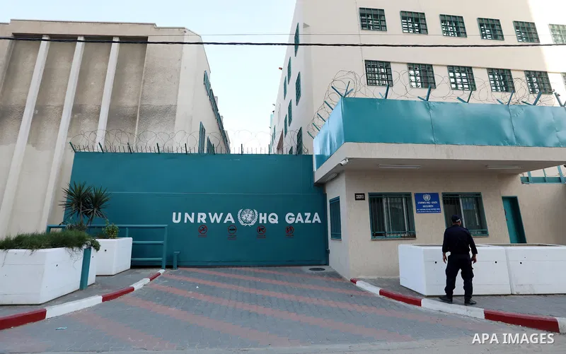 The close of the UNRWA headquarters during a protest demanding their rights, in Gaza City on November 29, 2021. Several weeks ago, the UK announced that it would halve the donations it used to give to the UNRWA, granting...