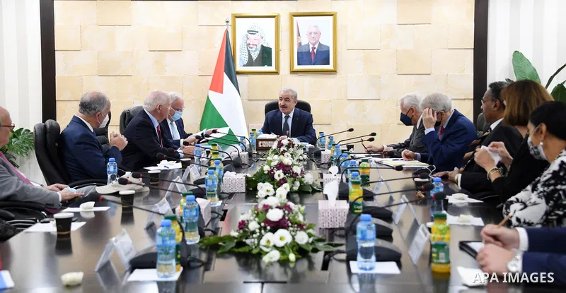 Palestinian Prime Minister Mohammed Ishtayeh meets with members of the US Congress, in the West Bank city of Ramallah on November 8, 2021. Photo by Prime Minister Office