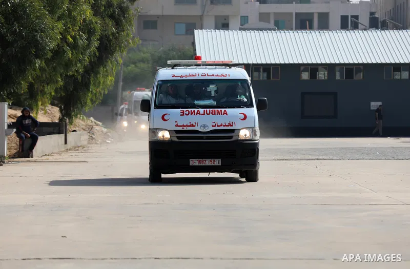 Palestinian ambulance officers show their skills during a graduation ceremony, in Gaza city on November 25, 2021. Photo by Ramadan El-Agha